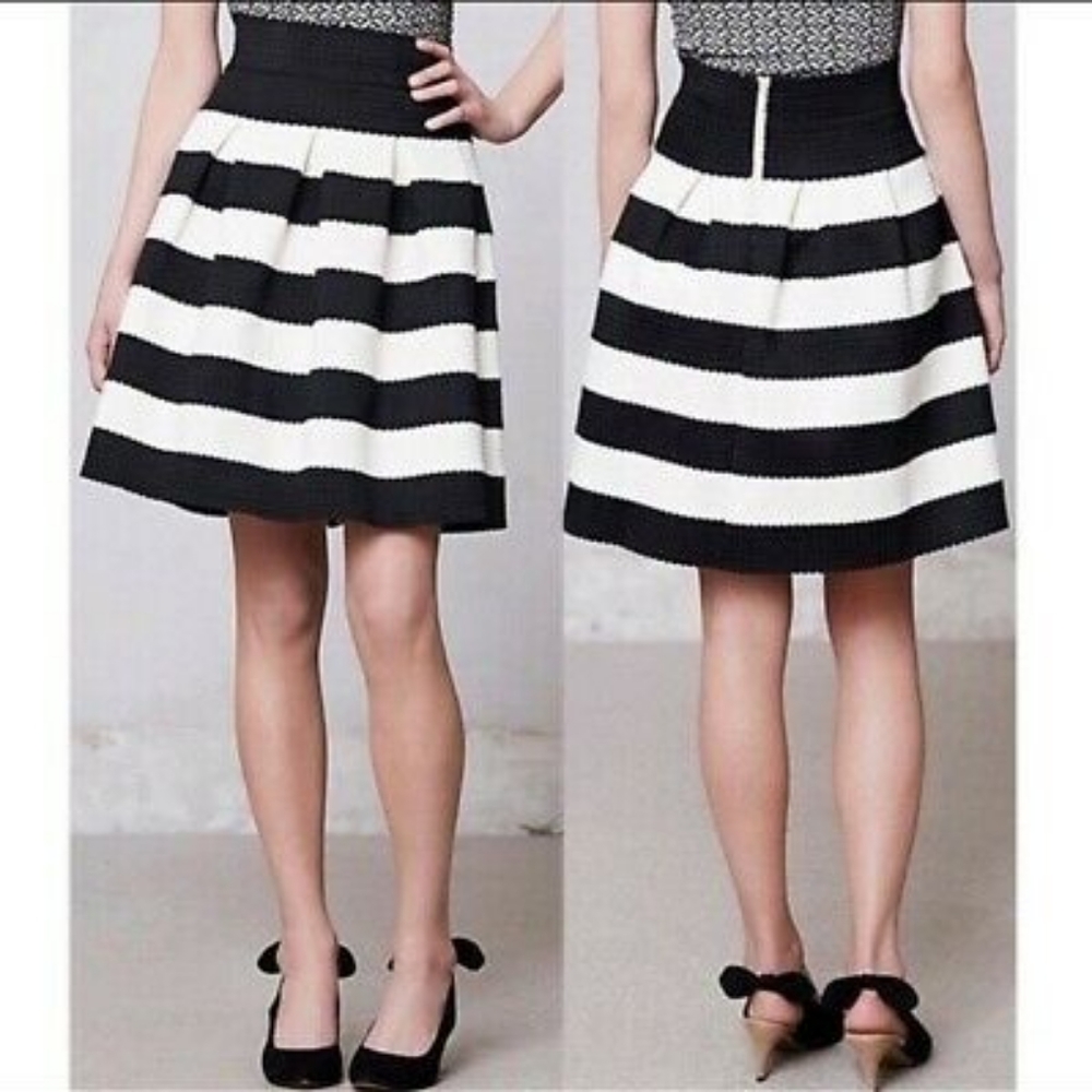 Girls from Savoy Bandage skirt Black White Stripes